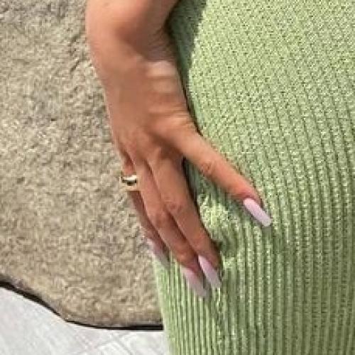 Фанаты уверены, что кайли дженнер снова беременна. 02