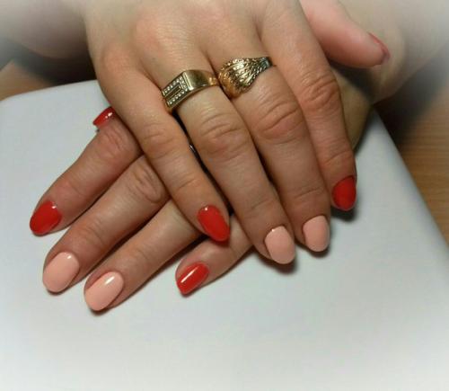 Здравствуйте!  Я не заканчивала курсы, занимаюсь около 4 месяцев. 05