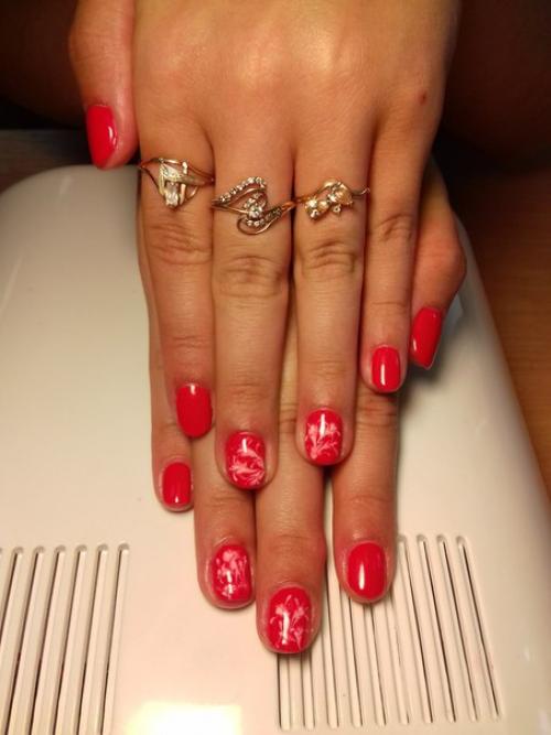 Бесплатный маникюр.  Чтобы руки всегда были в идеальной форме, им требуется постоянный уход. 02