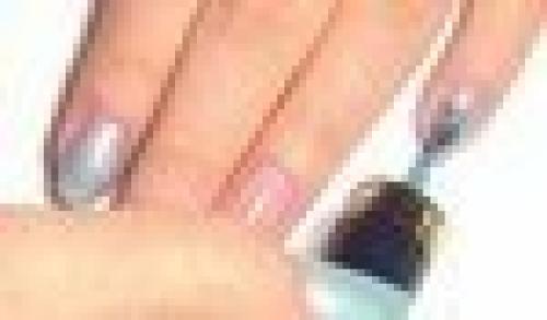 Маникюр со звездами из стразов (пошаговый урок). 02