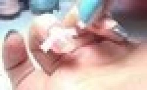 Маникюр со звездами из стразов (пошаговый урок). 01