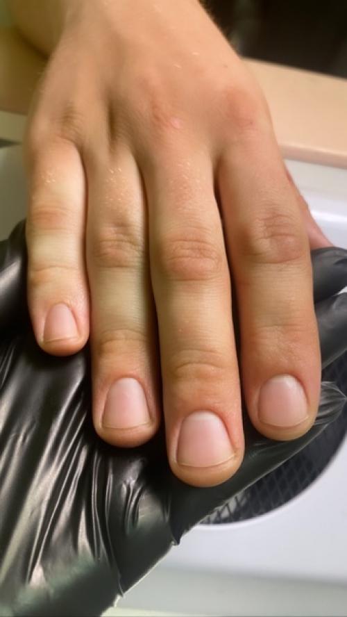 Согласитесь, чистый, опрятный, приятно пахнущий мужчина - это то, что мы любим. 01