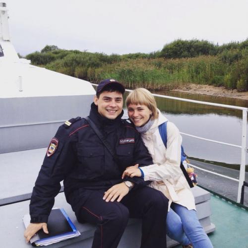 Первосентябрьское, навеянное романтикой волн и железной дороги. 01