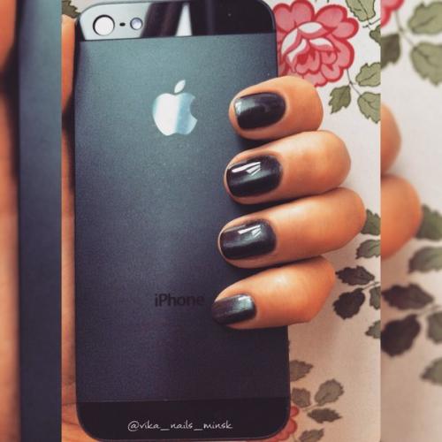 Дорогие девушки.  Предлагаю вам услугу по маникюру покрытию ногтей гель - лаком. 01