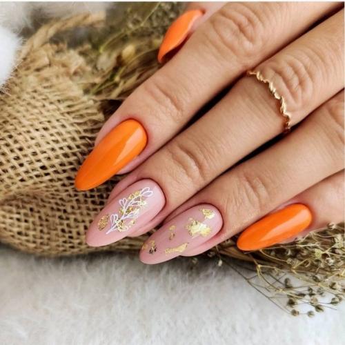 Как вам такой цвет на ноготках? 01