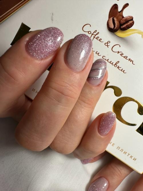 Маникюр - это не просто прихоть или модный аксессуар; это важный аспект ухода за собой, который заслуживает нашего внимания и регулярности. 03