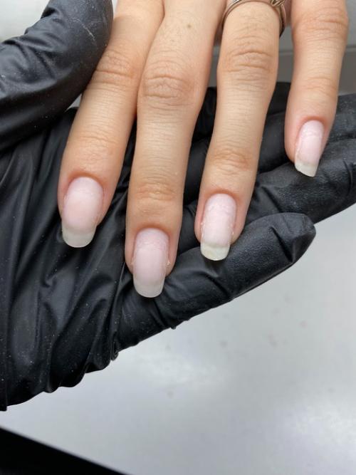 Что может произойти с ногтевой пластиной, если регулярно делать маникюр? 02