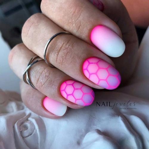 Маникюр в фиолетовых оттенках. 04