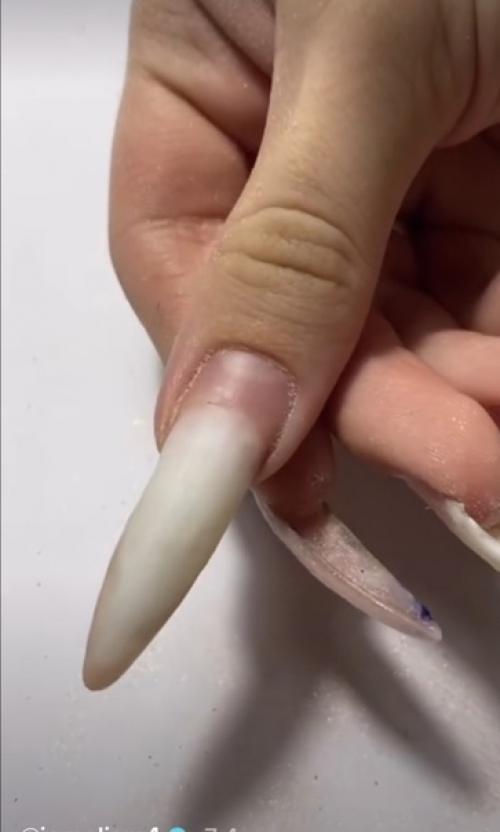 Коррекция ногтей, которым два месяца. 03