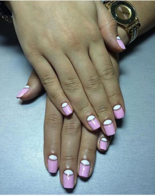 Вежливый персонал, спокойная располагающая обстановка и приятные цены. 02