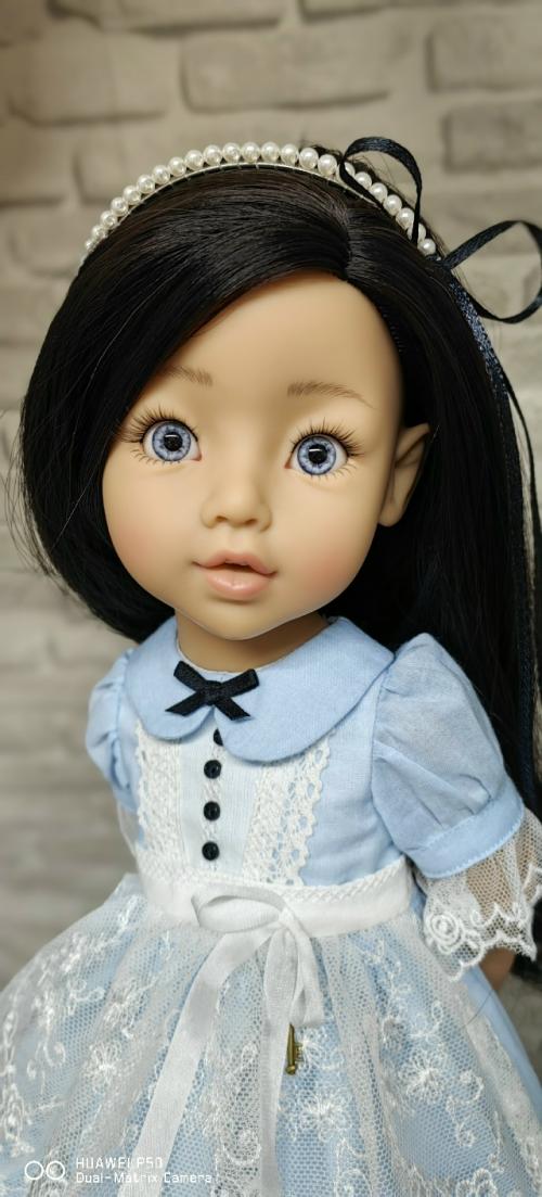 В моей коллекции последнее время куклы селятся нечасто и не все. 01