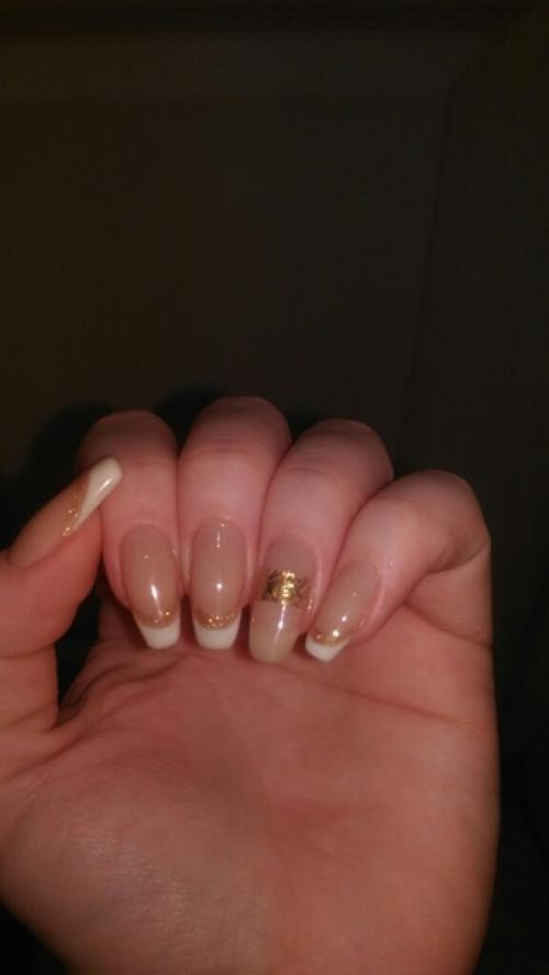 Добрый день ногтями занимаюсь пока для себя, но планирую начать этим зарабатывать, сколько бы отдали за такую работу? 01