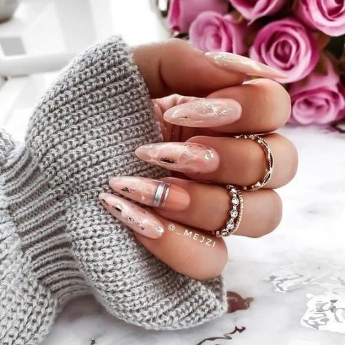Подборка идей модного маникюра на длинные ногти. 08