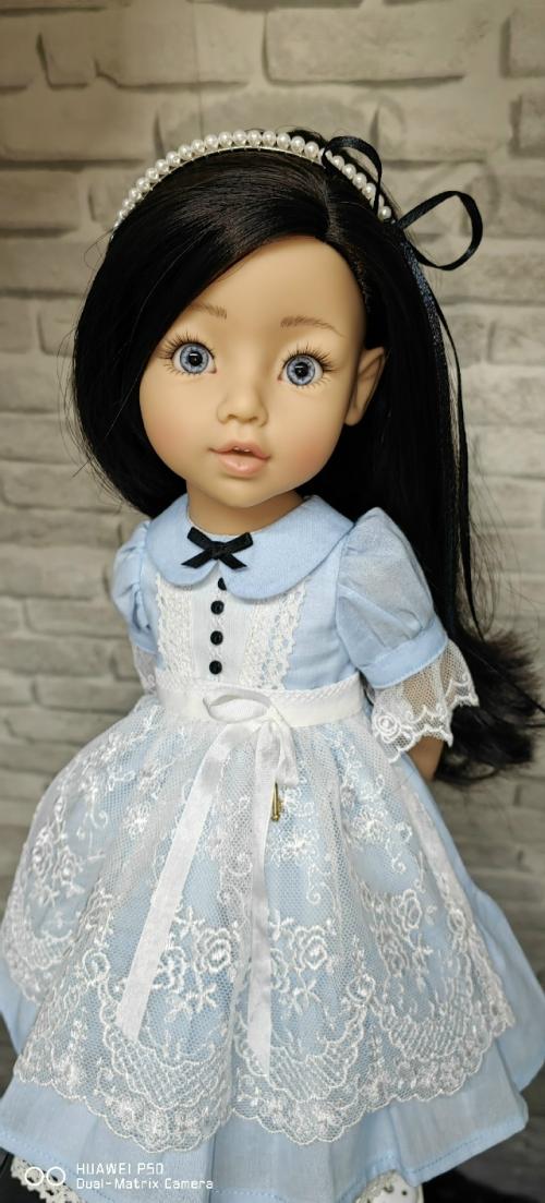 В моей коллекции последнее время куклы селятся нечасто и не все. 04