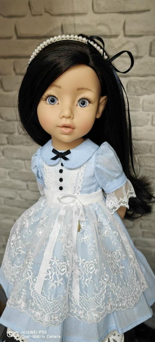 В моей коллекции последнее время куклы селятся нечасто и не все. 05