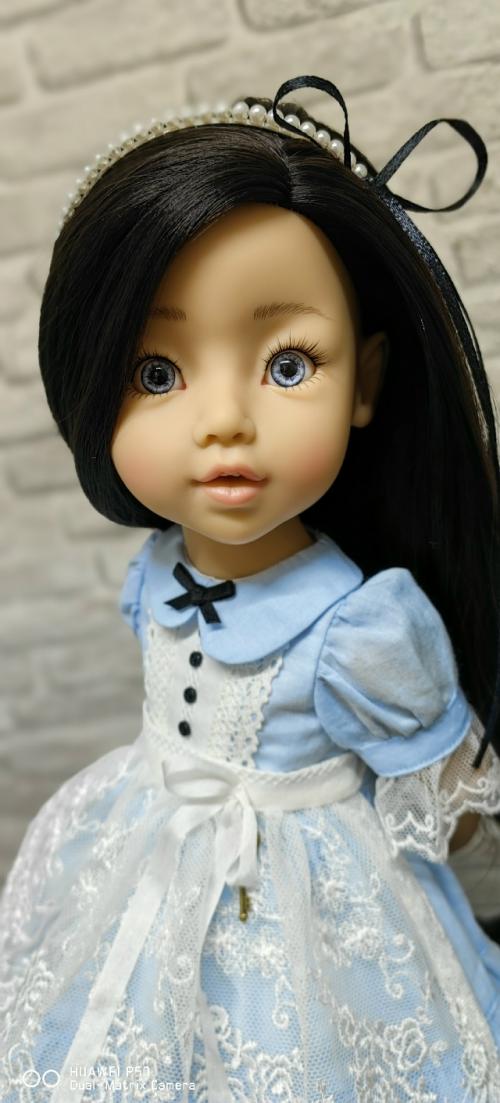 В моей коллекции последнее время куклы селятся нечасто и не все. 03