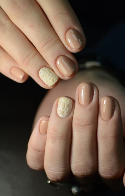 В г. Гомеле, прошел курс аппаратного маникюра. 03