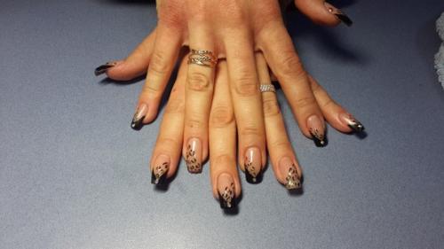 Девчоночки, предлагаю все виды маникюрных услуг: маникюр, педикюр, покрытие гель - лаком, дизайн, наращивание. 05