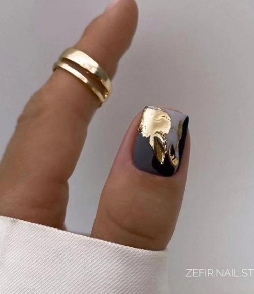 Пастельные и нейтральные цвета в маникюре создают легкий и свежий образ. 07