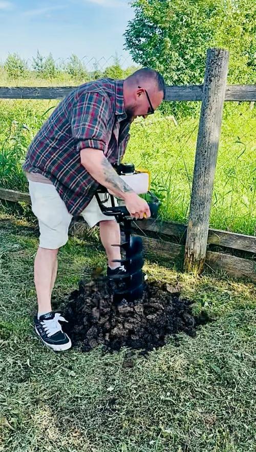 Сельские мужики продолжают не заниматься этим долгие поколения: 04