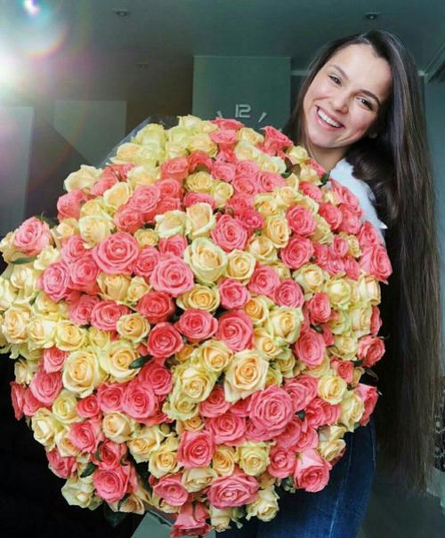 Мила нас радует новыми фотографиями, всем доброго утра? 01 Мила нас радует новыми фотографиями, всем доброго утра? 01