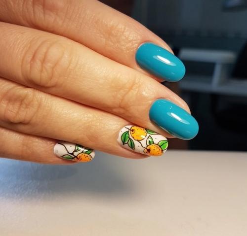 Поздравляю коллег и всех причасных, с днём мастера ногтевого сервиса. 02