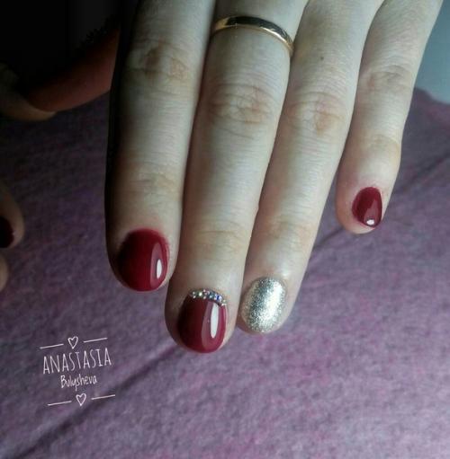 Я самоучка, занимаюсь наращиванием и гель - лаком 3 месяца. 02