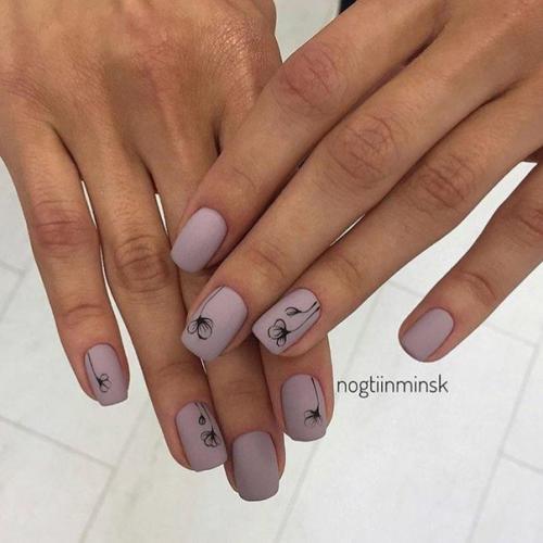 Подскажите пожалуйста, какой маникюр будет красивее? 01