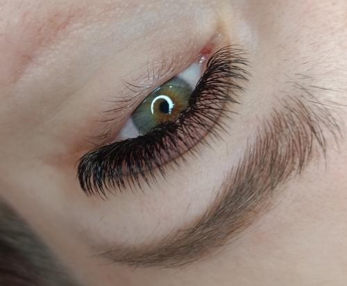 Маникюр, наращивание ресниц. 02