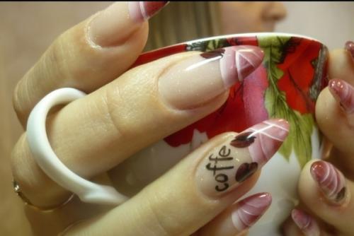 Поздравляю коллег и всех причасных, с днём мастера ногтевого сервиса. 04