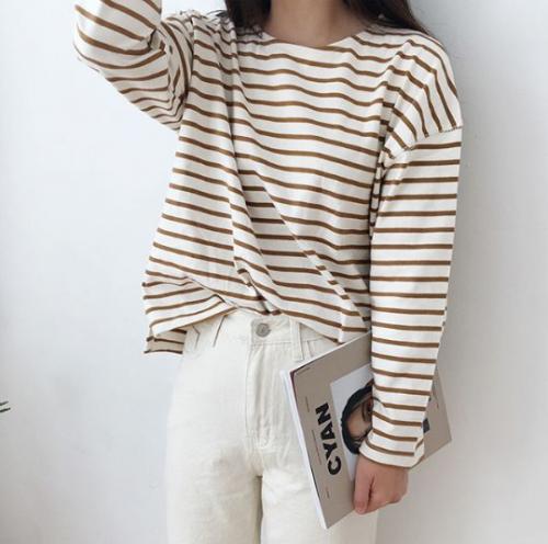 Простые рисунки на ногтях: доступные идеи и техники в домашних условиях? 01