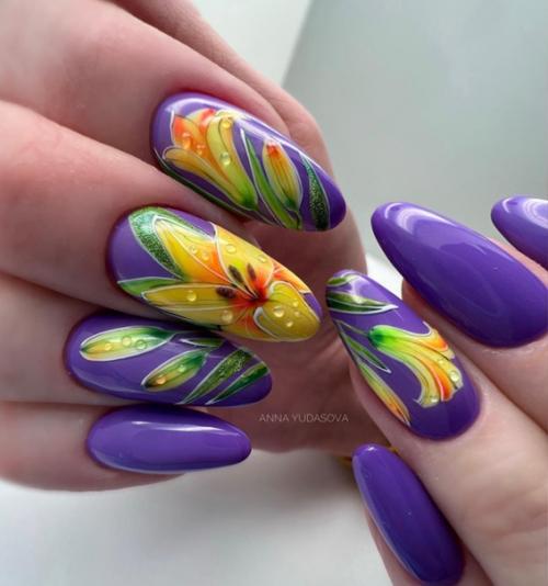Принесла вам букет весенних цветов, правда в виде дизайнов для ногтей. 01