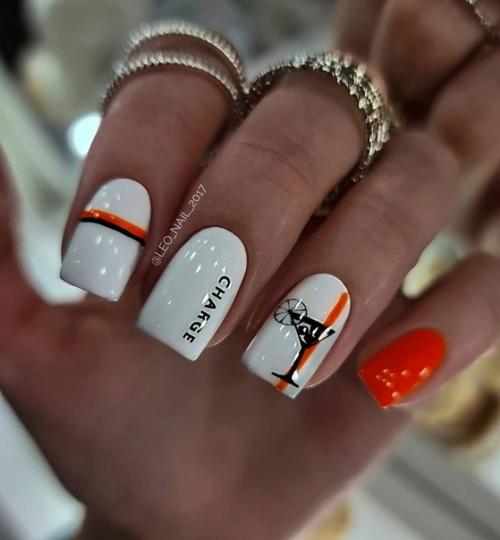 Все вы, наверняка слышали, что самая модная форма ногтей в 2021 - овальная и миндалевидная, отличающиеся плавными мягкими очертаниями. 08