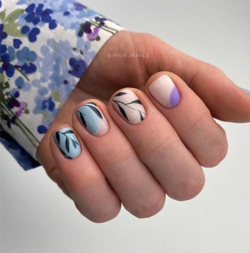 Маникюр на короткие ноготки. 04