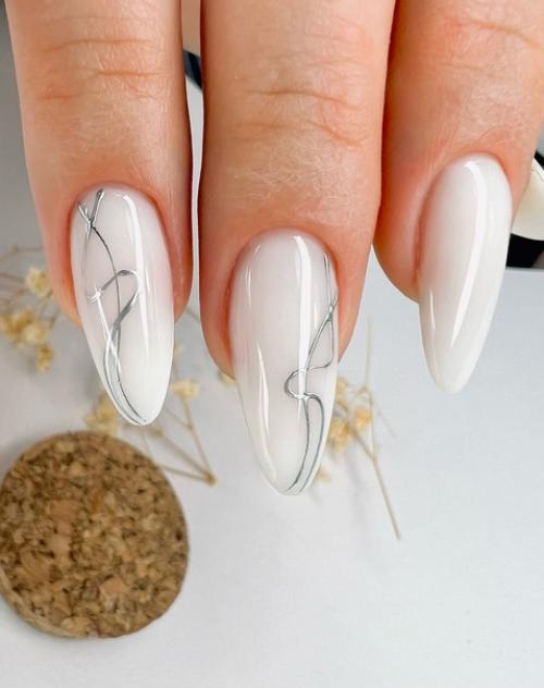 В чем же секрет популярности Milky Nails? 01