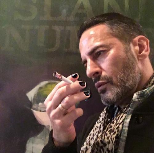 Марк джейкобс запустил новый бьюти - тренд. 01