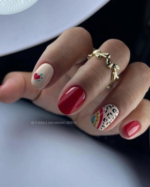 Женский маникюр - это не просто уход за ногтями, это искусство, которое выражает женственность и красоту. 01