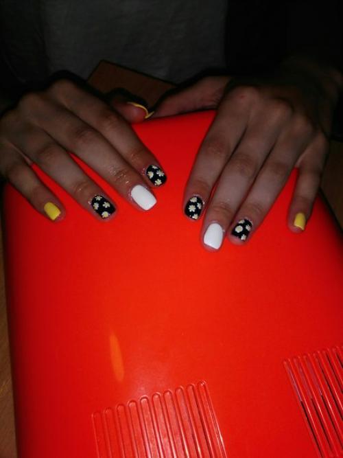 Девушки: - хочу услышать любую критику. 04