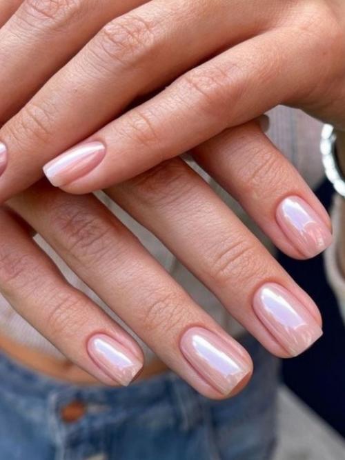 Lip Gloss Nails - покрытие с эффектом блеска для губ - расскажите и покажите вашим мастерам по маникюру - это, ну очень, красиво. 01