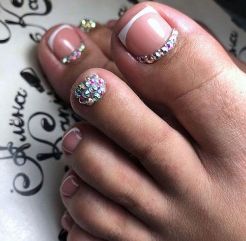 Педикюр френч. 10. 04