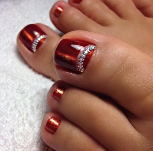 Красный со стразами. 06