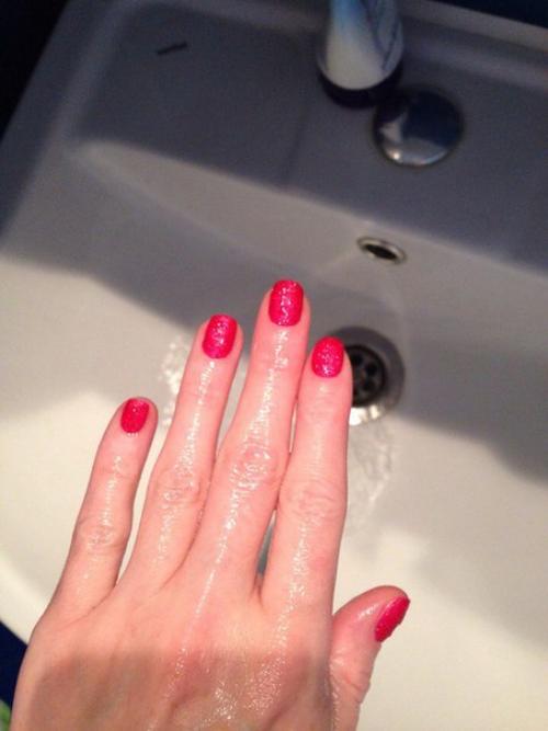 Лак для ногтей Лучший Сценарий. 01