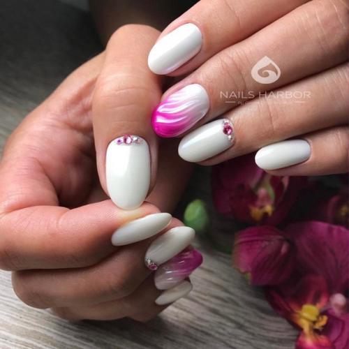 Идеи нежного маникюра с омбре. 04