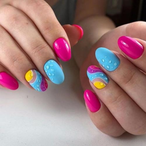 Маникюр на овальную форму ногтей - один из самых актуальных и популярных. 09