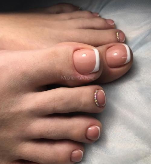 Педикюр френч. 10. 07