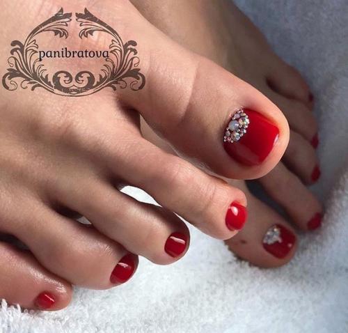 Красный со стразами. 05