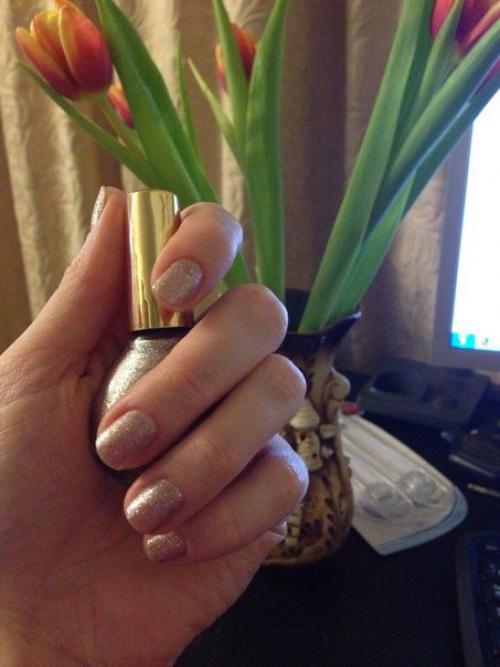 Лак для ногтей Лучший Сценарий. 02