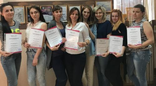 В школе Nailschool Екатерины Бердниковой. 04