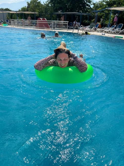 В период ничего не делания люблю играть в угадывание из какой страны люди. 02