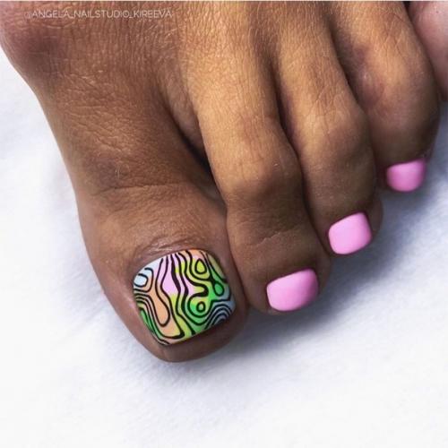 Педикюр с абстракцией. 10. 06